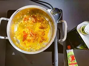 Napoli Sauce zubereiten