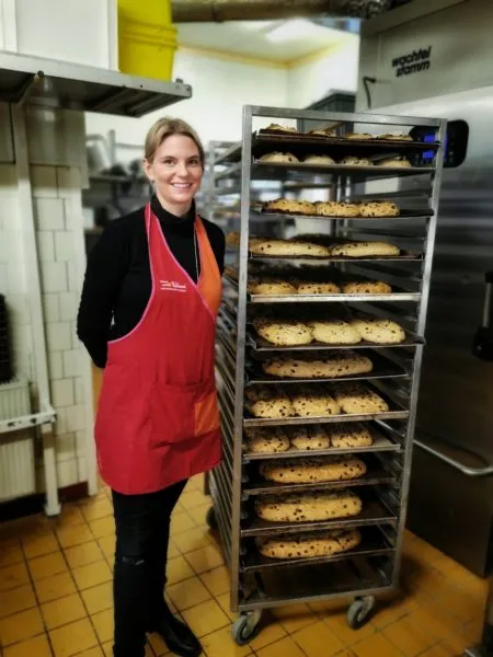 Original Dresdner Christstollen im Backrohr