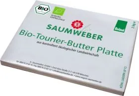 Packungen von BIO Tourierbutter im Großhandel, ideal für professionelle Bäcker und Konditoren, die Wert auf biologische Qualität legen
