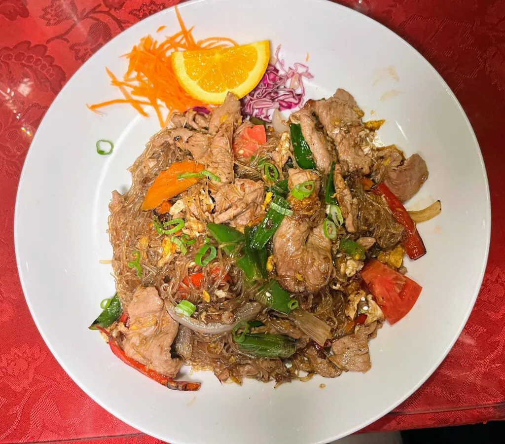 Pad Woon Sen mit Schweinefleisch vom Saigon Sushi in Vero Beach, Florida