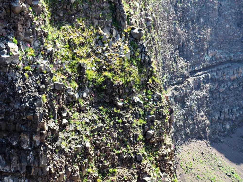 Panoramablick auf den Vesuv, den aktiven Vulkan am Golf von Neapel
