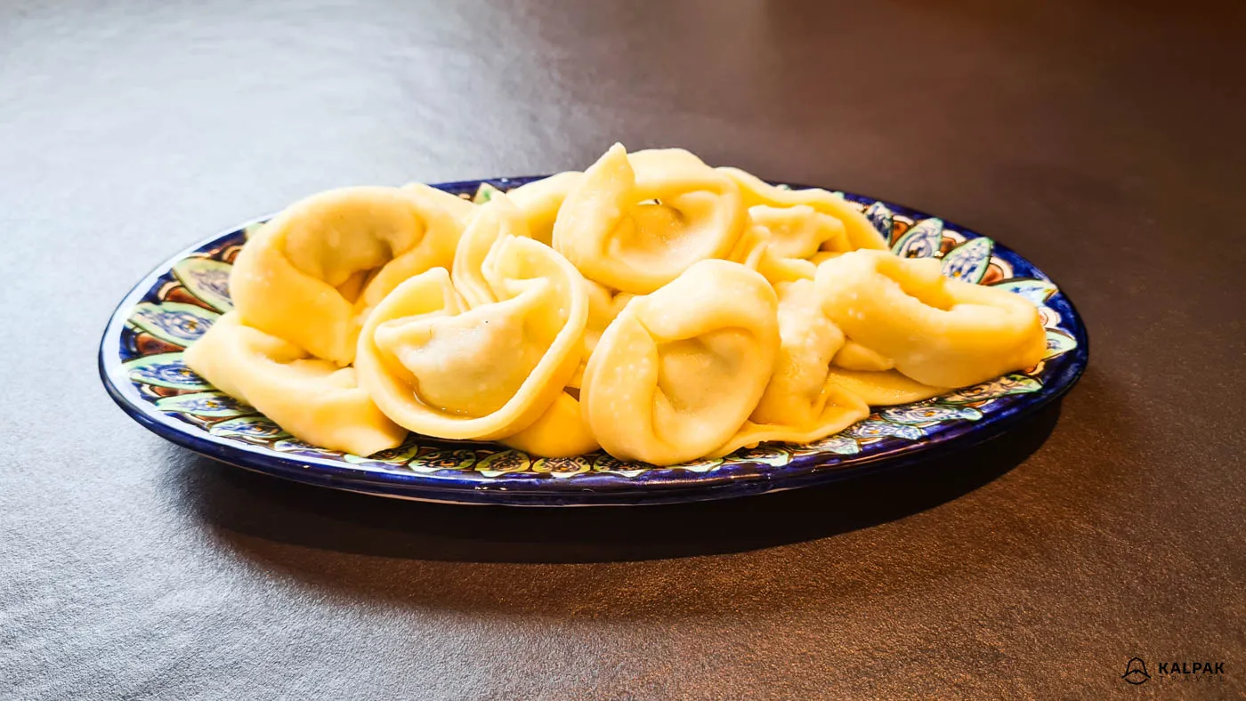 Pelmeni, kleine Teigtaschen mit Fleischfüllung