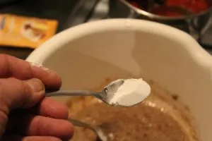 Pflanzenöl wird abgemessen