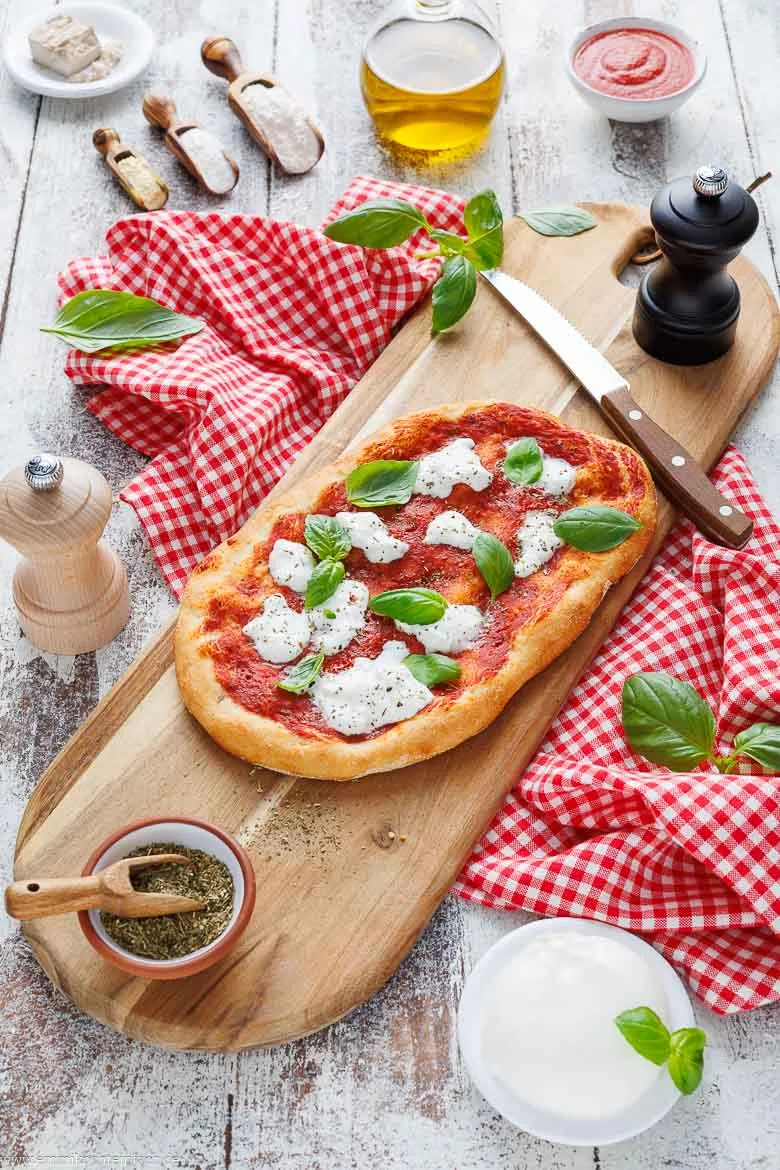 Pinsa nach einfachem Grundrezept