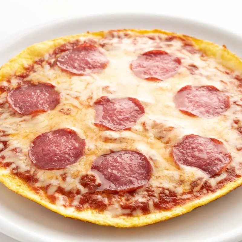 Pizza-Omelette als schnelle und geschmackvolle Mittagsidee