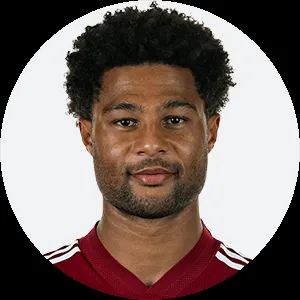 Porträt von Serge Gnabry, Offensivspieler des FC Bayern München, der in der zweiten Halbzeit gegen Villarreal ins Spiel kam.