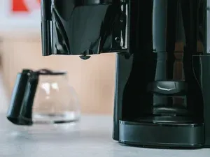 Praktischer Schwenkfilter der Melitta LOOK Kaffeemaschine mit Tropfstopp