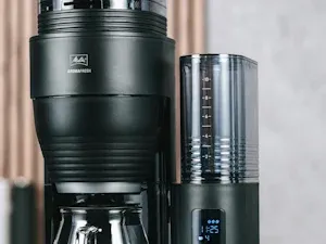 Praktischer Schwenkfilter mit entnehmbarem Filtereinsatz