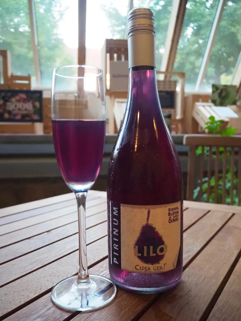 … probiere nur einen Schluck von diesem einzigartigen Cidre-Getränk!