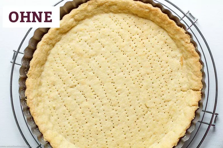 Quicheteig gebacken ohne getrocknete Hülsenfrüchte - www.emmikochteinfach.de