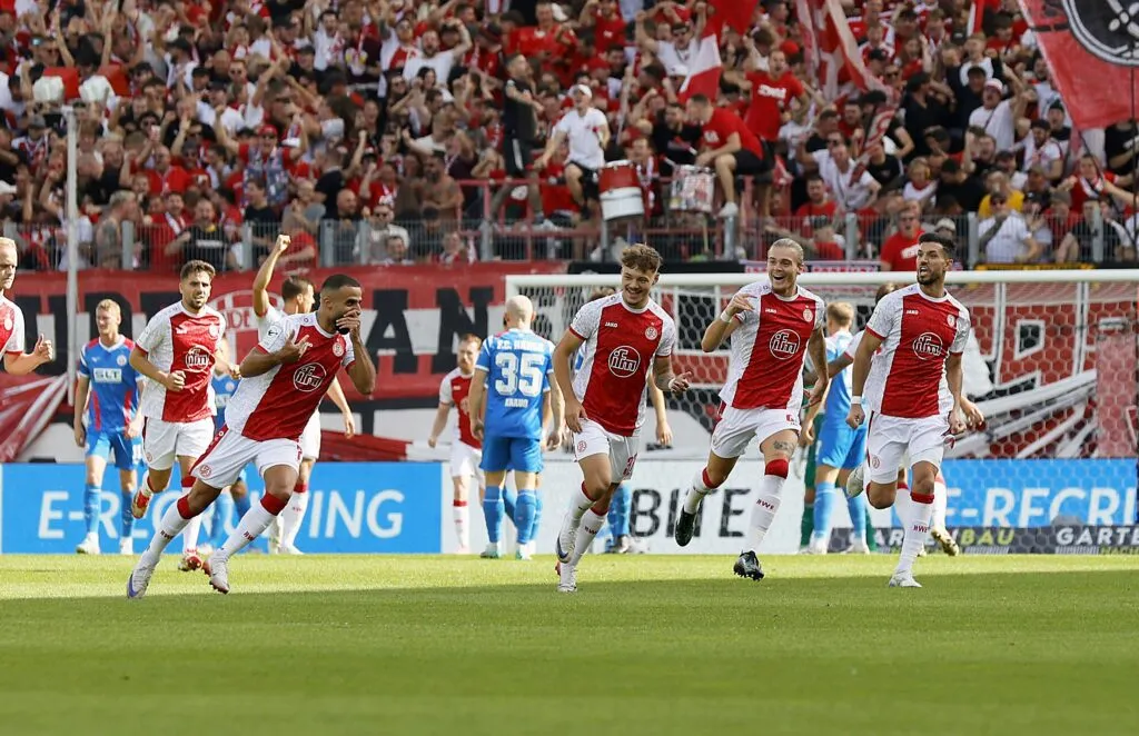 Ramien Safi erzielt ein Tor für Rot-Weiss Essen