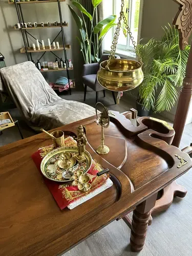 Raum für das Morgengebet und die Vorbereitung auf Behandlungen