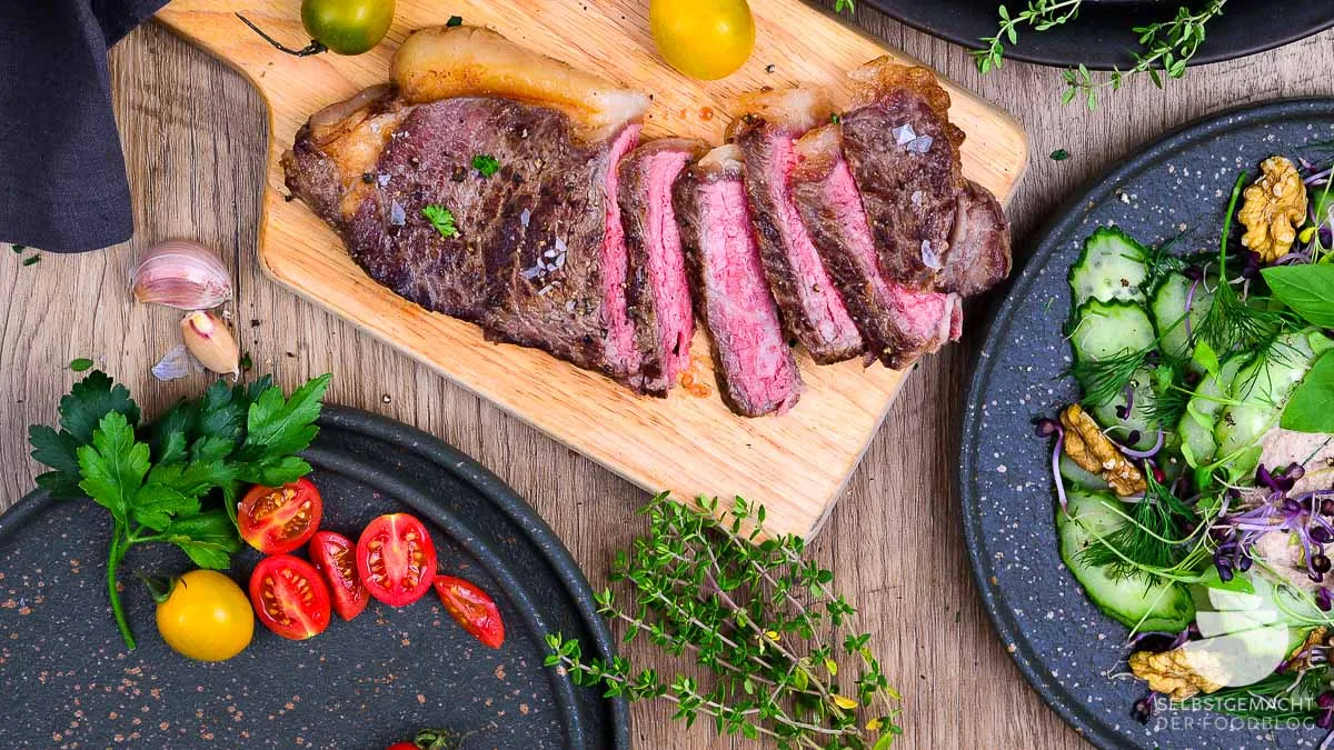 Rinder Steak braten grillen