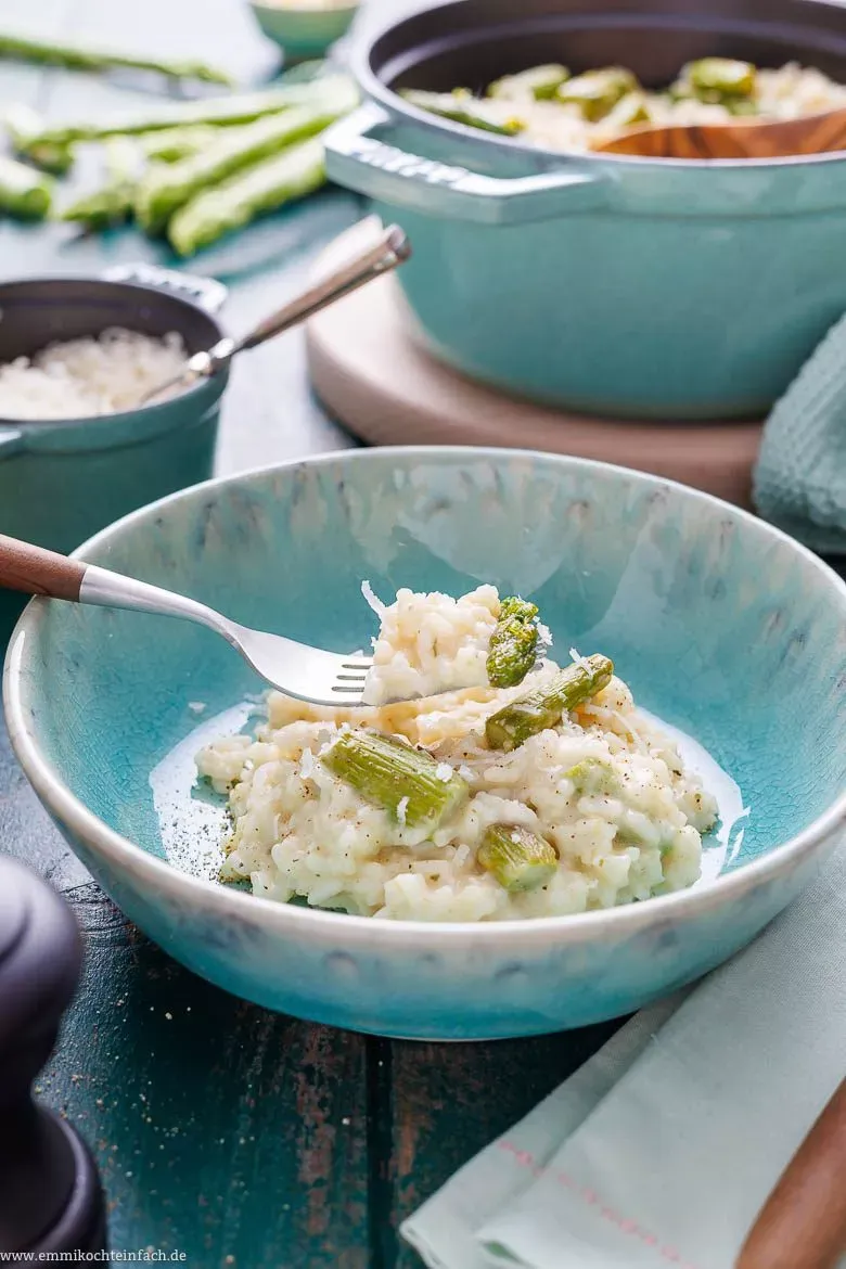 Risotto mit grünem Spargel - www.emmikochteinfach.de
