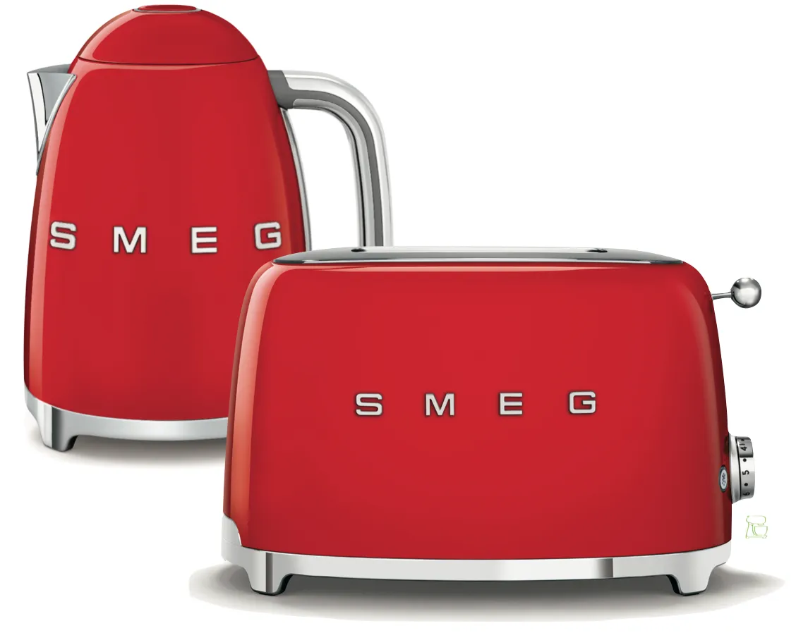 Rotes Smeg Wasserkocher-Toaster-Set für lebendige Küchenakzente