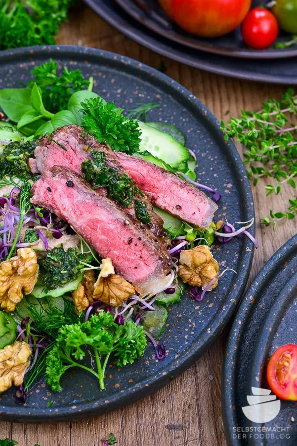 Salat mit Rindersteak (Rump, Flank Steak, Filet oder Entrecote)