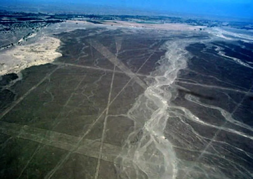 Satellitenbild der Nazca-Linien
