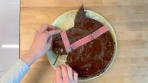 Saure Bänder / Gummischlangen als Pferdegeschirr dekorieren - Mamaskind.de