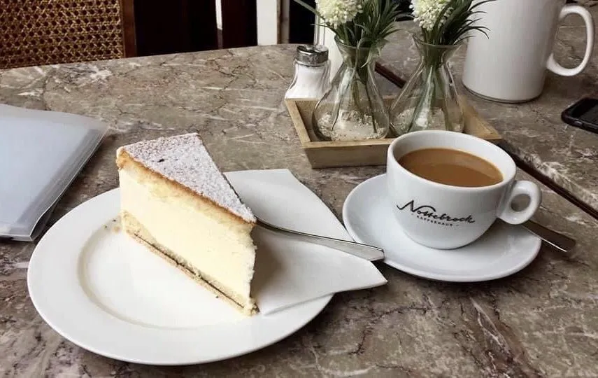 Saure Sahne Torte, ein deutscher Klassiker