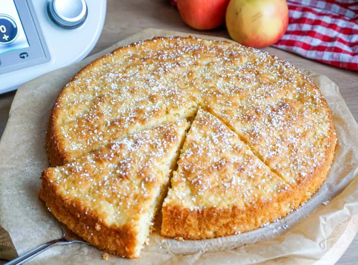 Schneller Apfelkuchen, einfach im Thermomix zubereitet