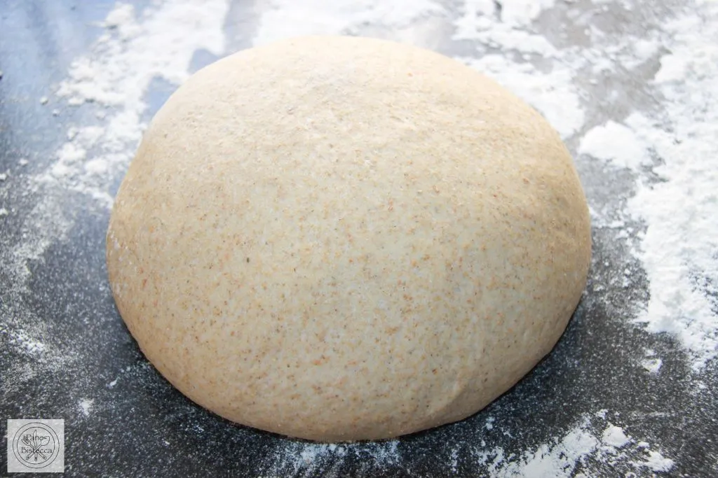 Semmeli in der Formung