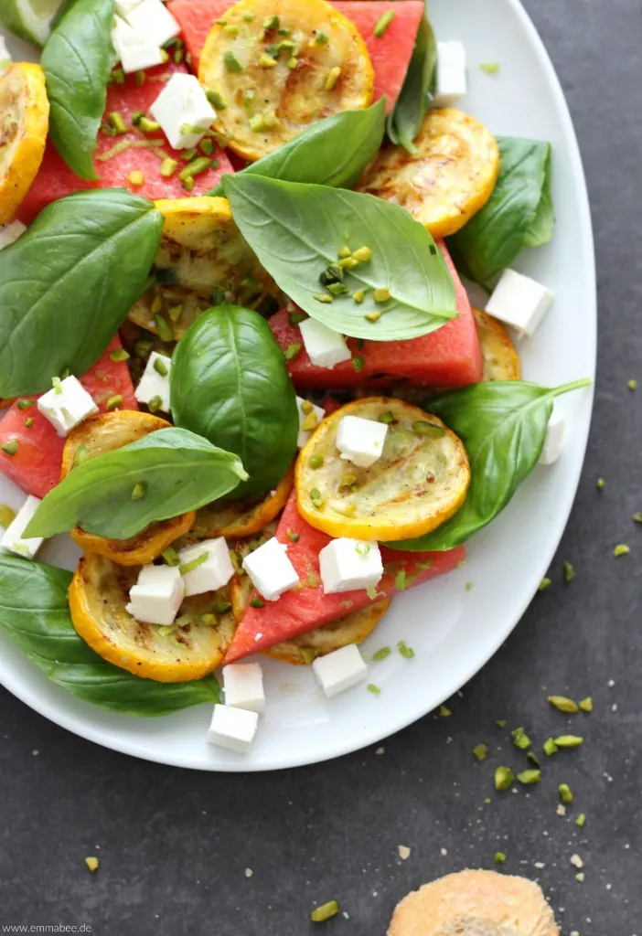 Servierfertiger Wassermelonen-Feta-Salat