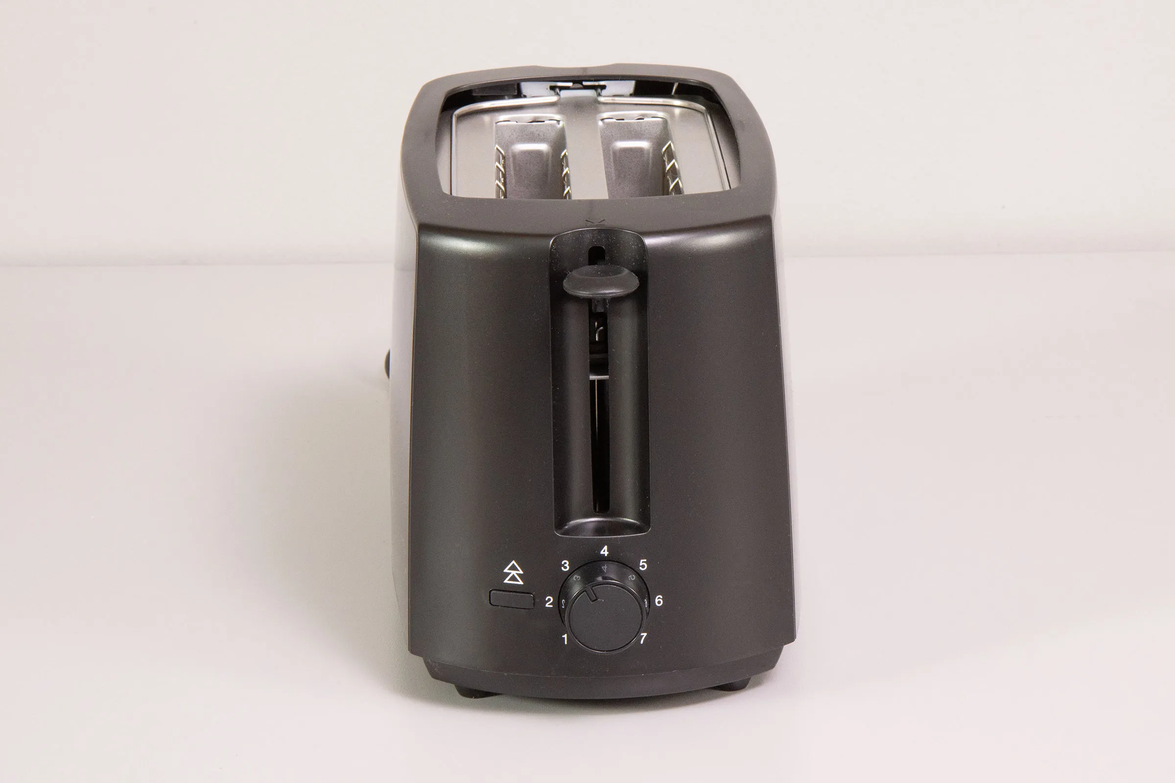 Severin AT 2287 Toaster: Sieben Bräunungsstufen und Stoppfunktion