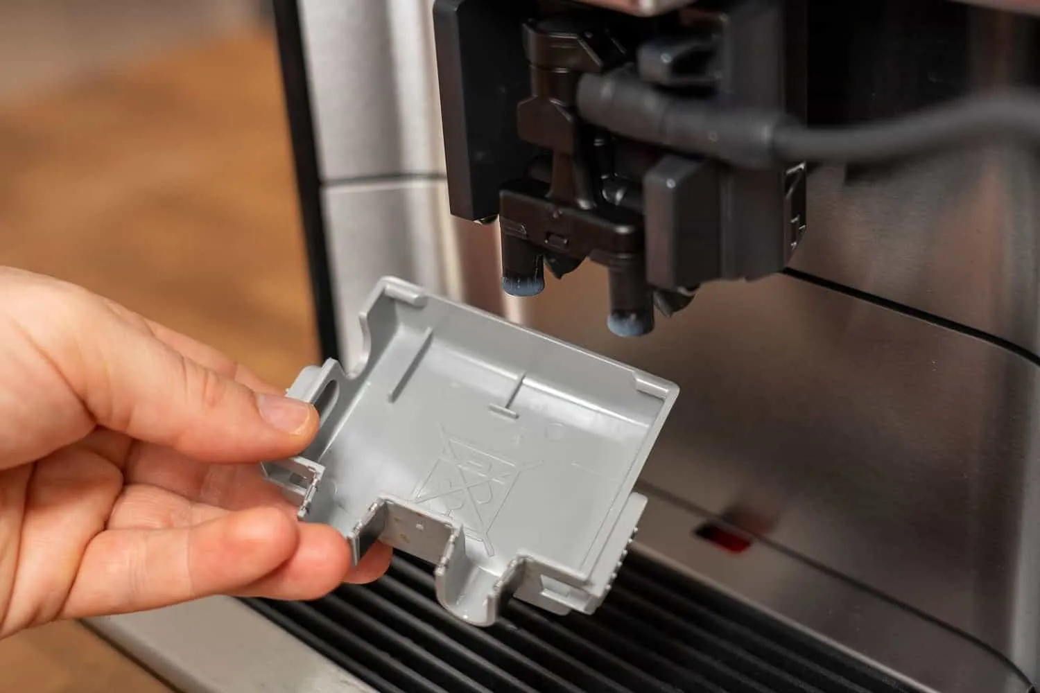 Siemens EQ.6 Kaffeevollautomat Auslauf Cover