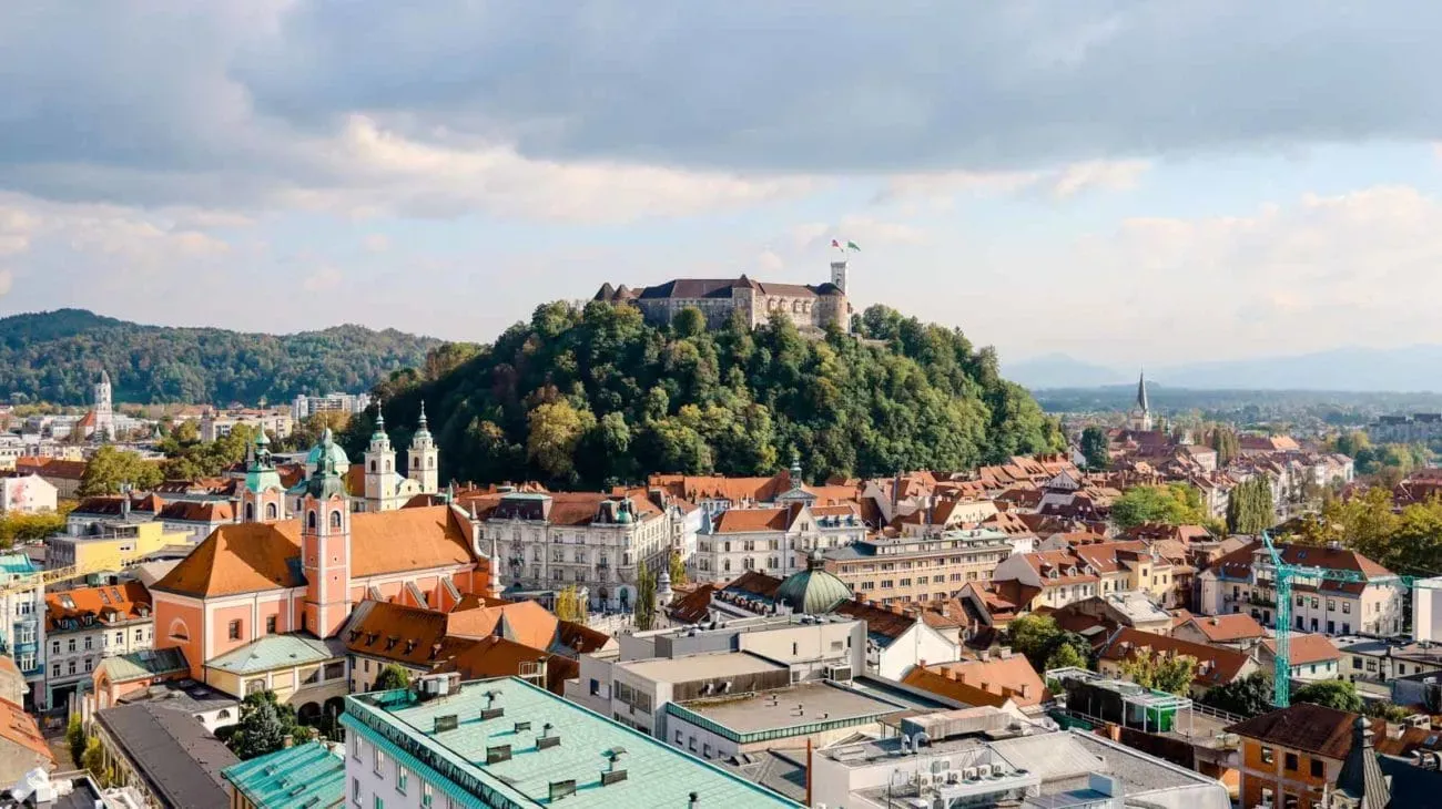 slowenien ljubljana stadtansicht mit burg