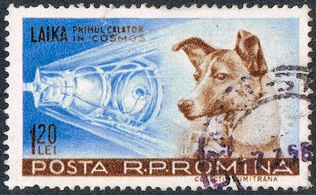 Sowjetische Briefmarke von 1957 mit dem Raumfahrt-Hund Laika