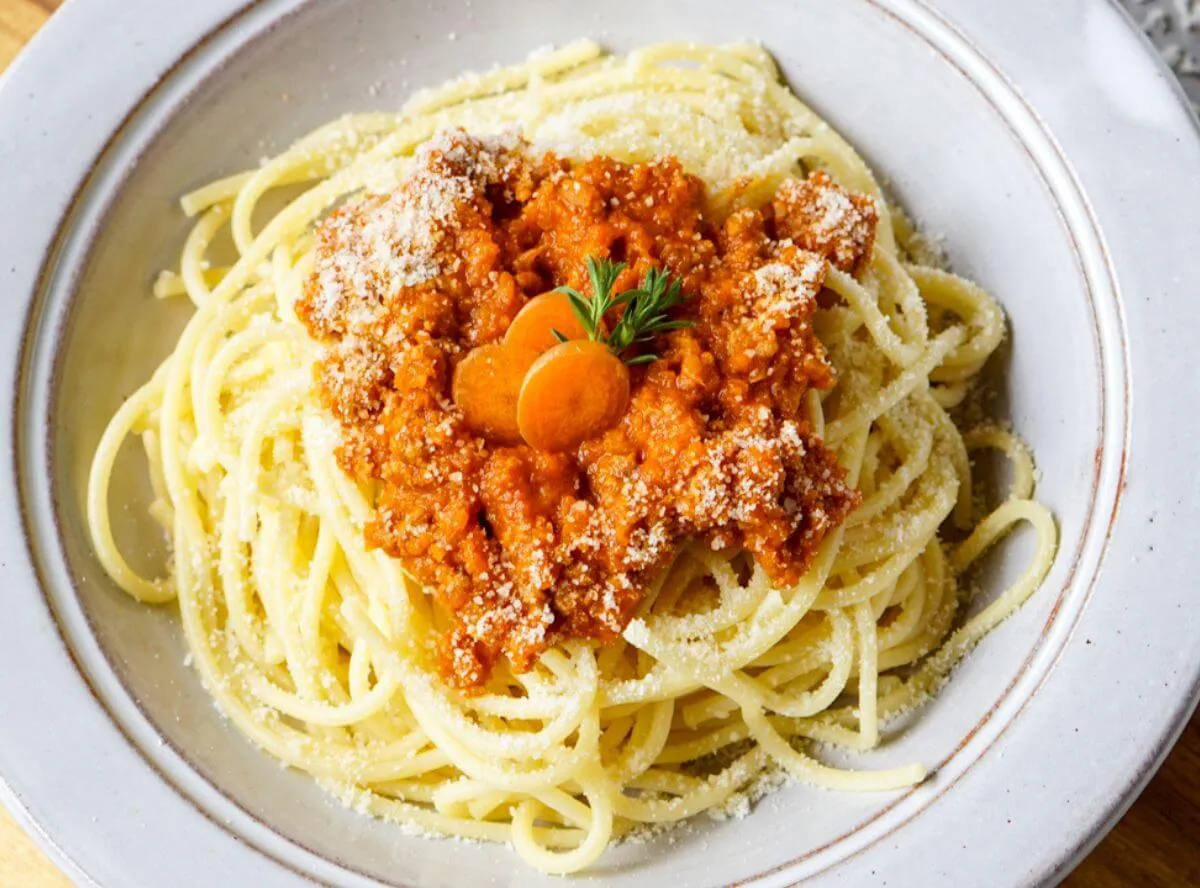 Spaghetti Bolognese, dampfend heiß aus dem Thermomix