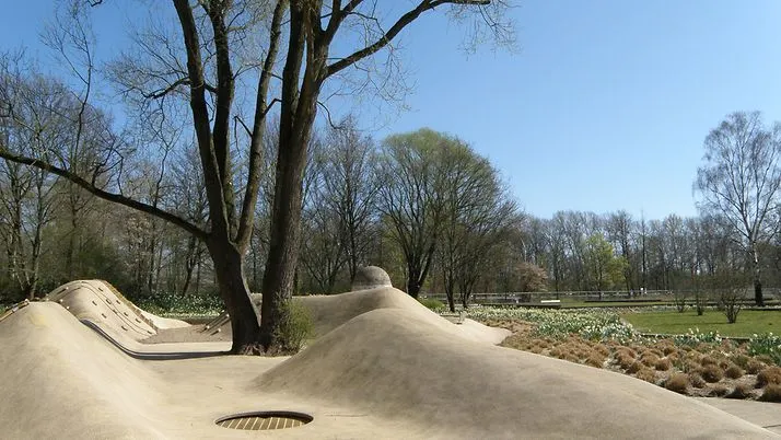 Spielplatz im Wilhelmsburger Inselpark