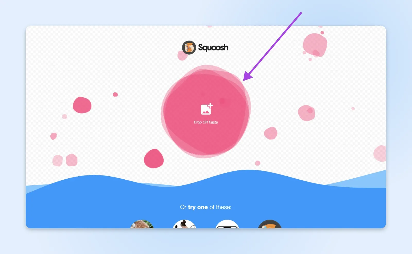 Squoosh Benutzeroberfläche mit Drag-and-Drop-Uploadbereich und rosa Designelementen zur Bildoptimierung