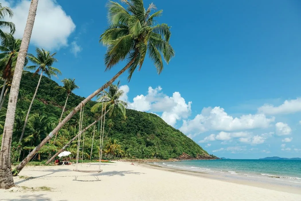 Strand von Koh Chang in Thailand