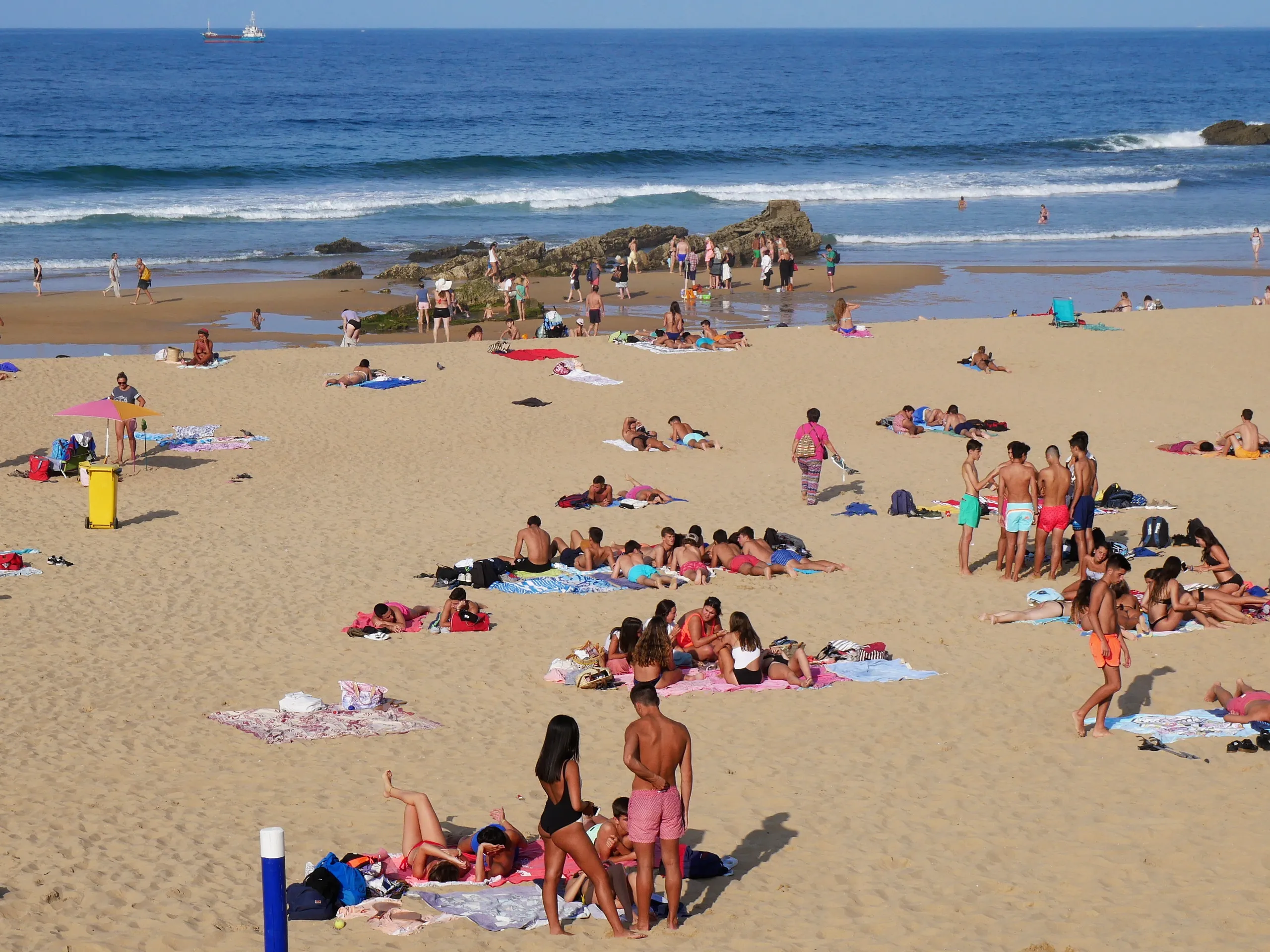 Strandleben am Playa El Sardinero vor Santander