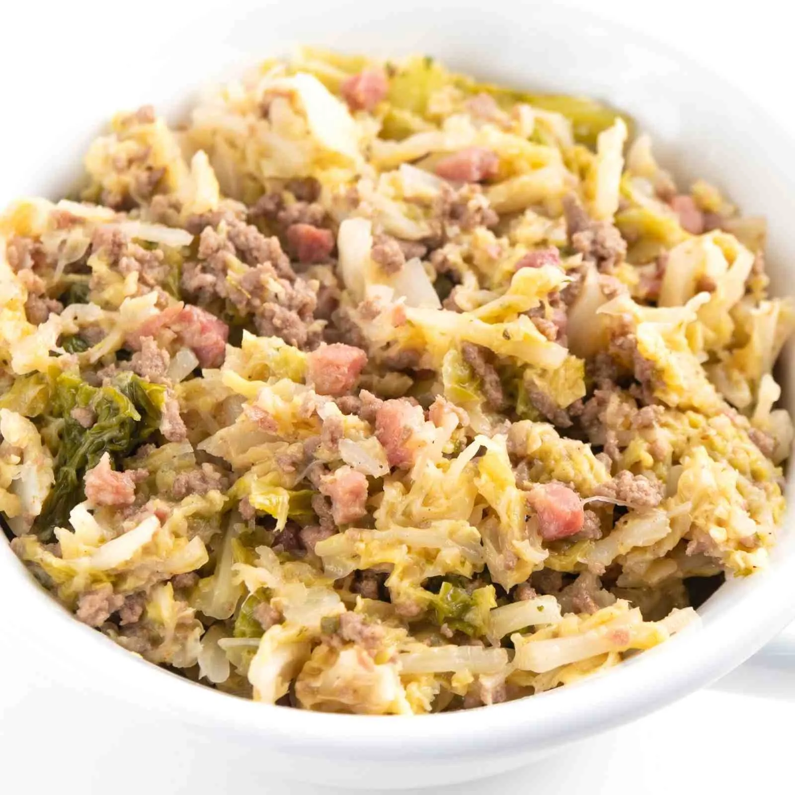 Super sättigender Low Carb Wirsingeintopf mit Hackfleisch zum kohlenhydratarmen Mittagessen Mobile Featured Image