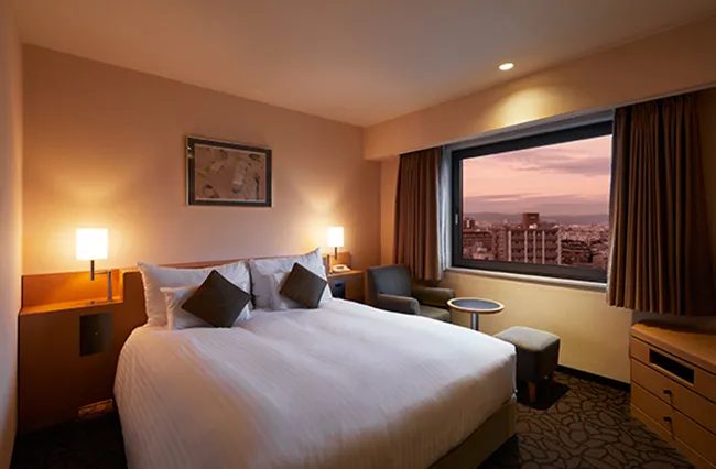 Superior Zimmer im Hotel Agora Osaka Moriguchi mit Simmons-Matratze