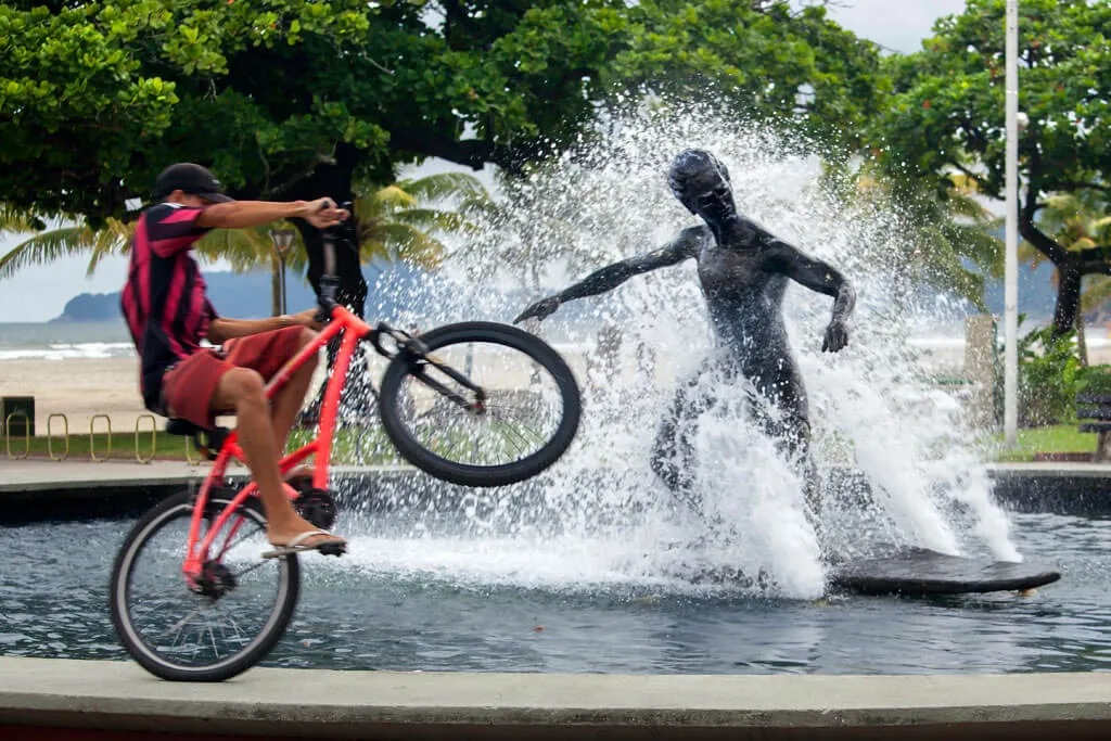 Surf’s up – Brasiliens erster bekannter Surfer lebte in Santos
