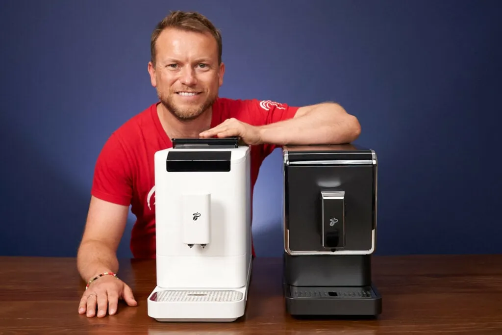 Tchibo Esperto2 Arne mit Vorgängermodell