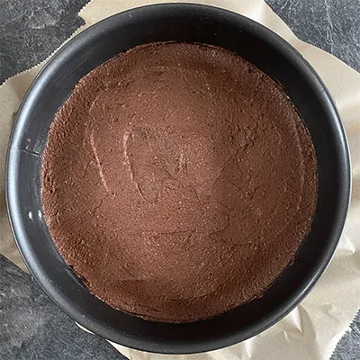Teig für einfachen Kirsch-Sahne-Torte Boden in Springform