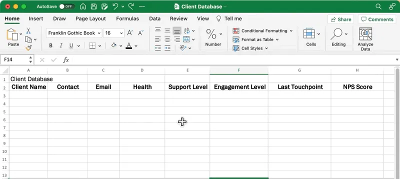 Titel der Excel-Datenbank in der ersten Zeile zentrieren und formatieren