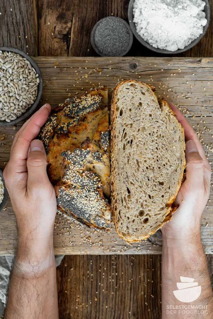 Traditionelles Weltmeisterbrot: Ein Blick in die knusprige Kruste