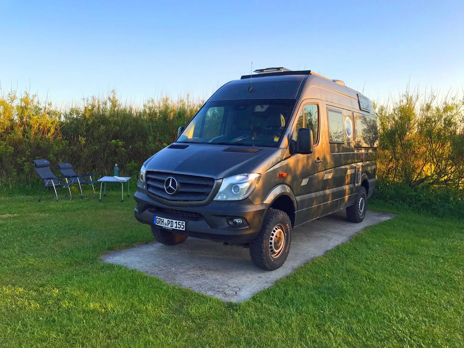 Unser komfortabler Stellplatz für den Kastenwagen auf dem Brusand Campingplatz in Südnorwegen