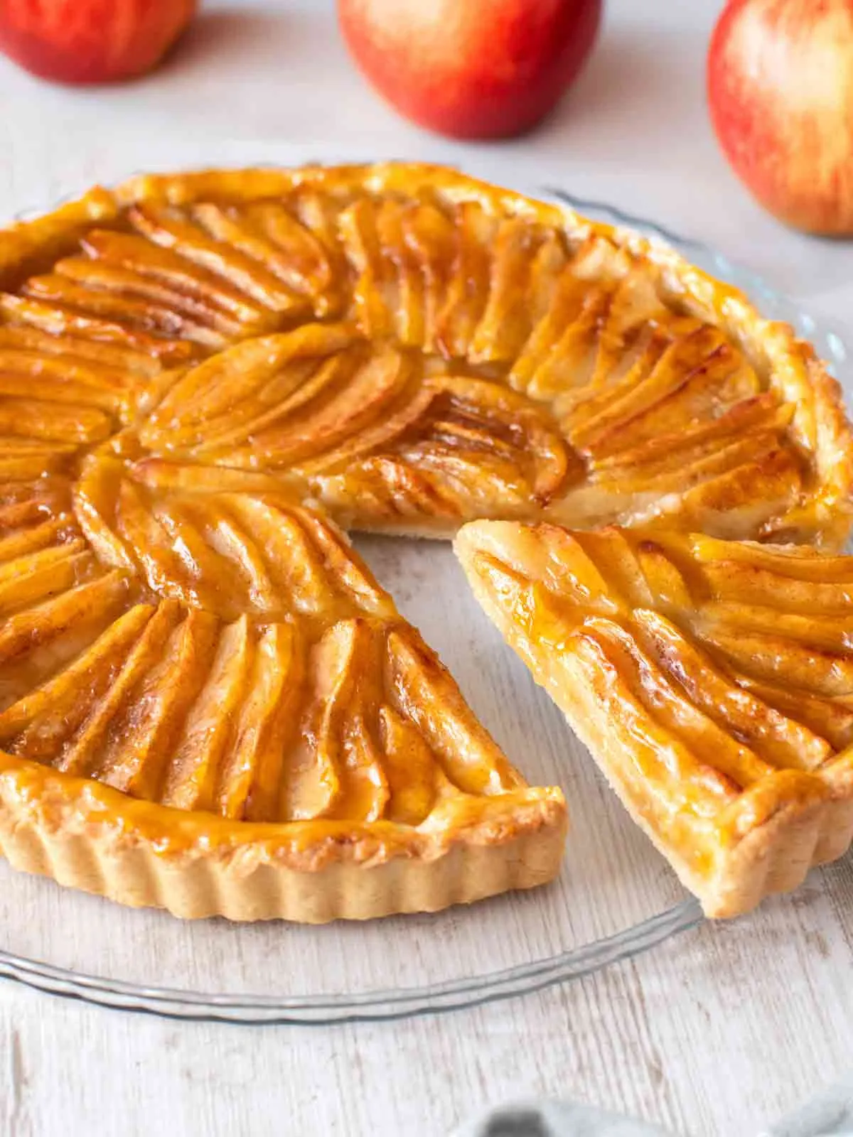 Vegane französische Apfeltarte mit Apfelmus und Mürbeteig