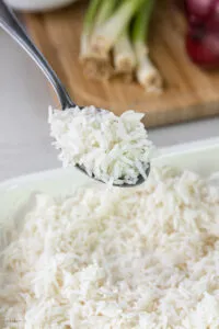 Vorgekochter Basmatireis, ideal für eine körnige Garnelenpfanne