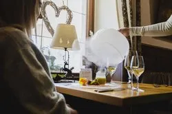 waldhotel-restaurant-vorspeise-waldrauch-mit-rauch