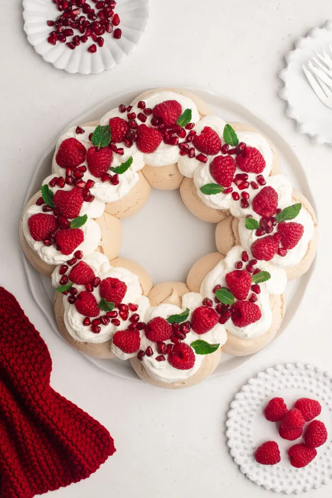 weihnachtlicher Pavlova Kranz