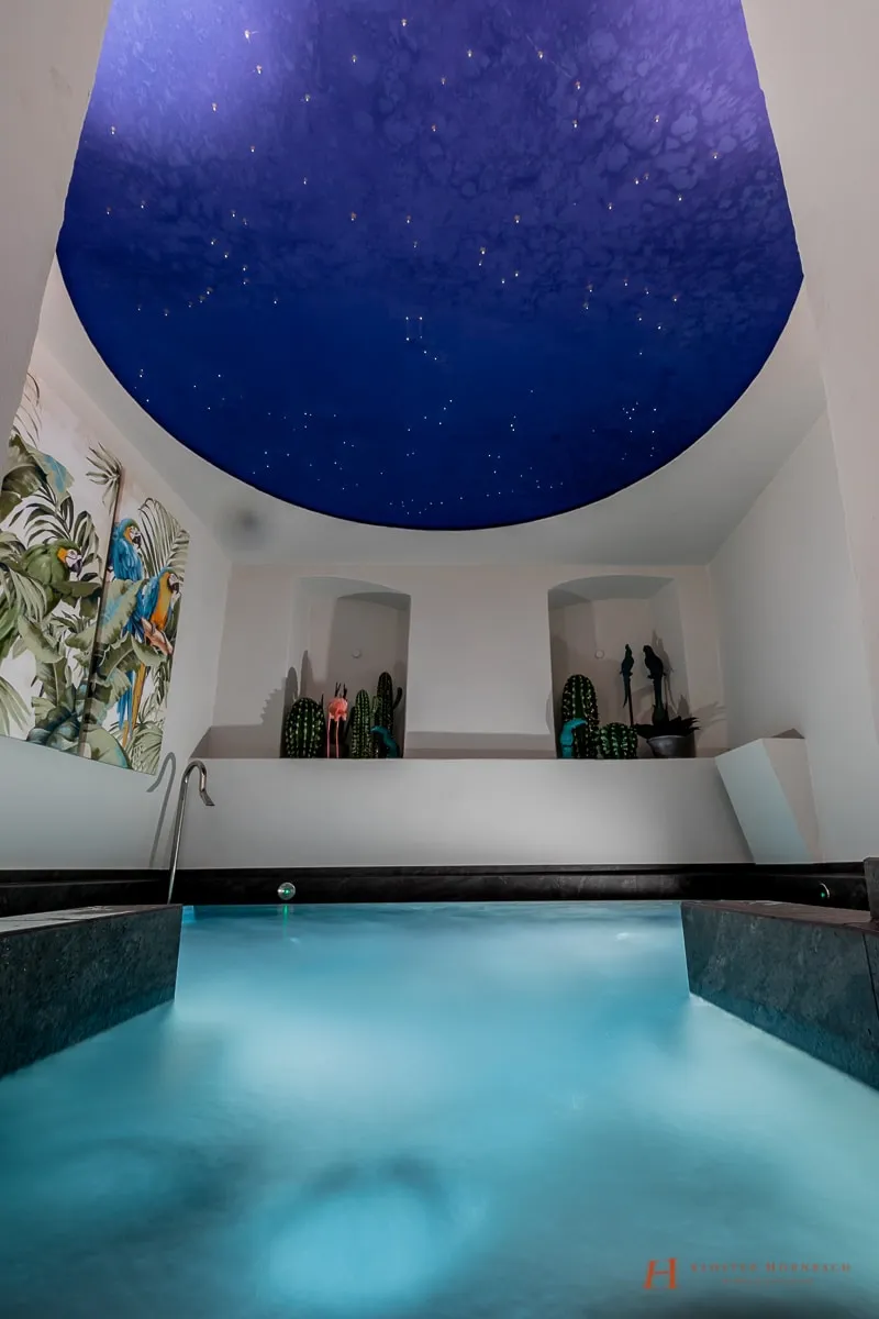 Wellness-Wochenende in Rheinland-Pfalz: Entfliehen Sie dem Alltag und genießen Sie erholsame Stunden im Kloster Hornbach.