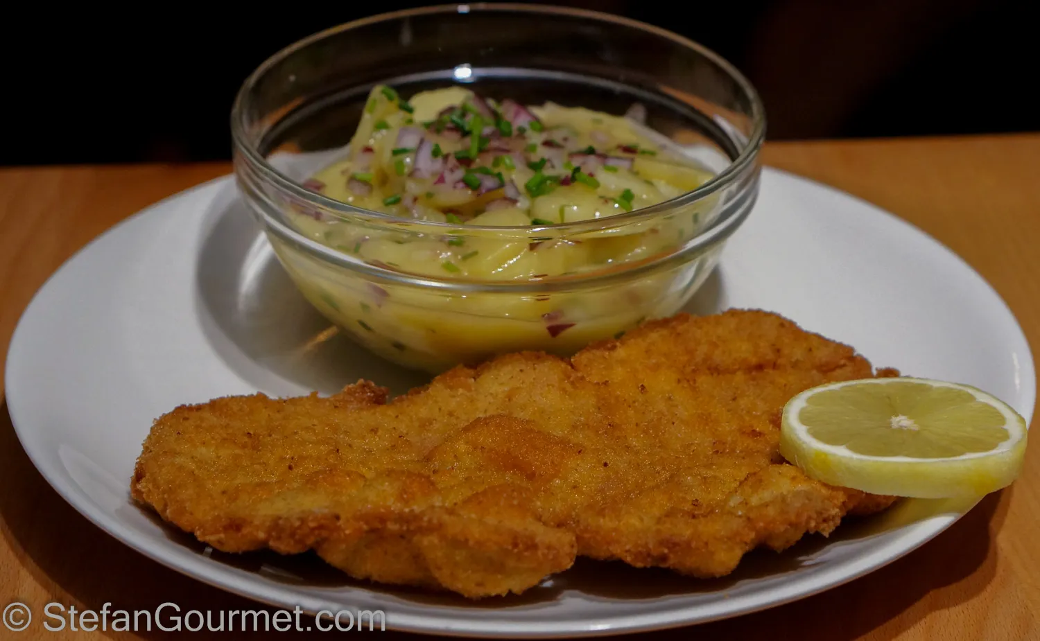 Wiener Schnitzel mit Zitrone