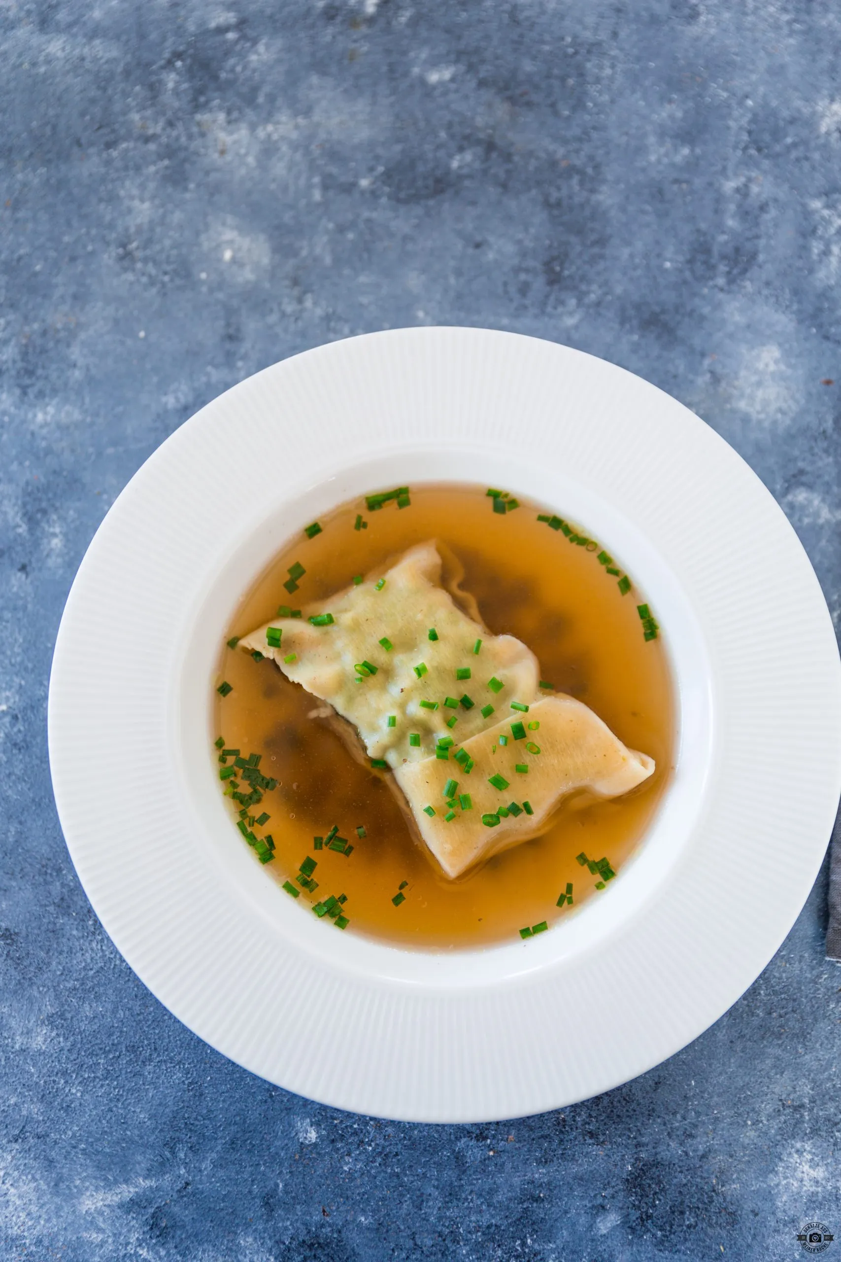 Zubereitungsschritte für Maultaschenfüllung mit frischem Spinat und Hackfleisch